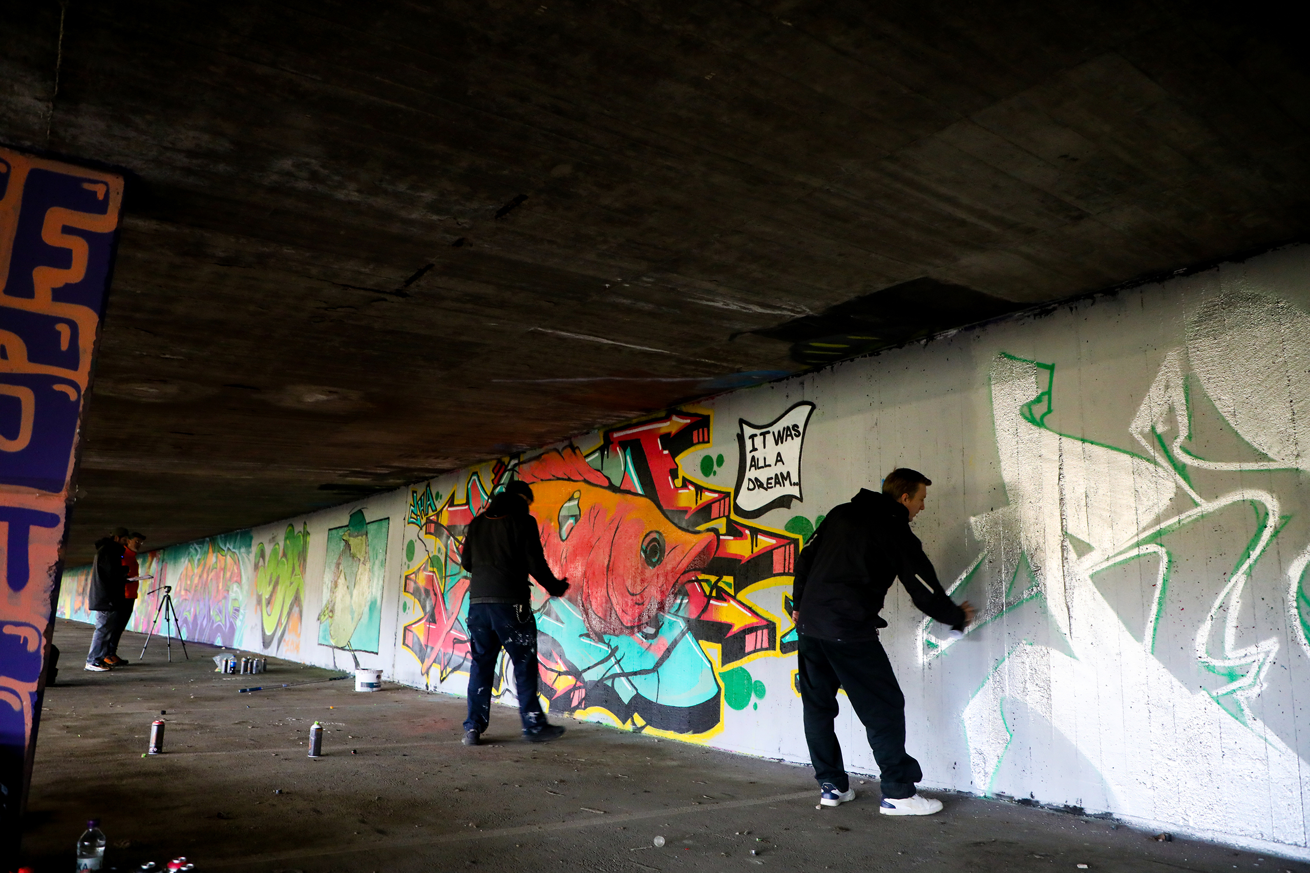 Sveriges längsta graffitivägg finns i Bergsjön