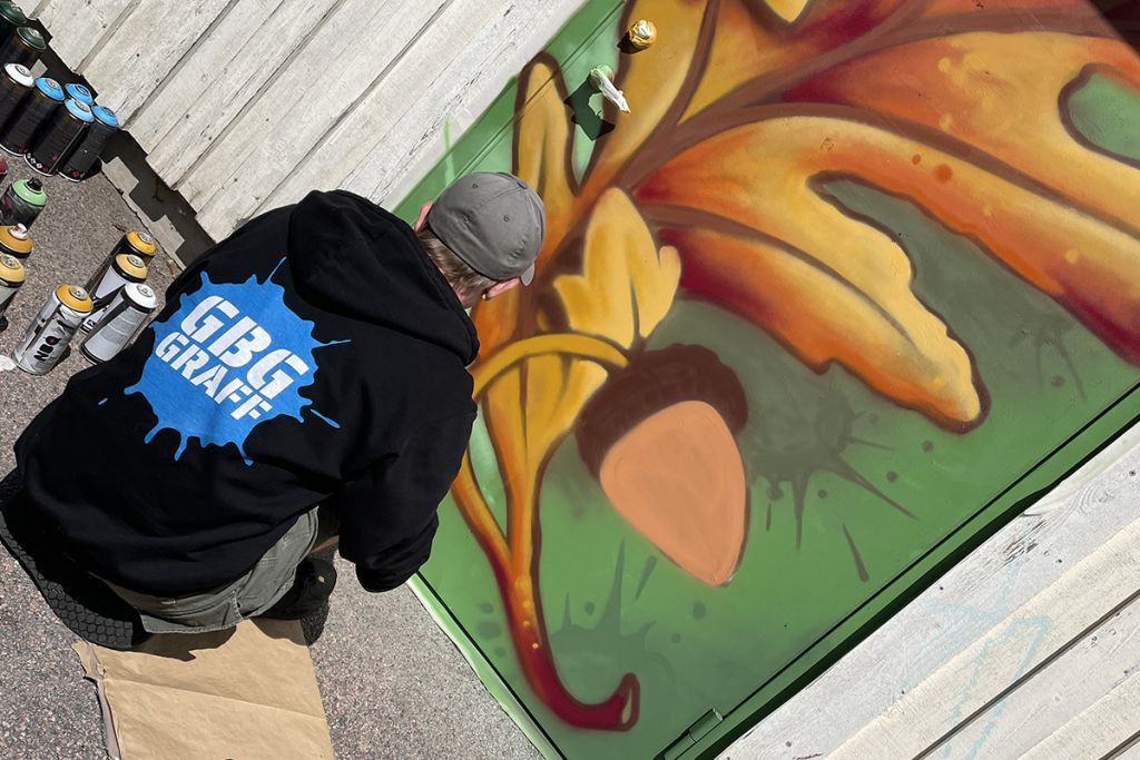 Graffitiverk lyfter Kungsladugård